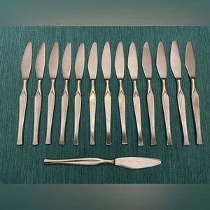 Stanley Roberts Vintage Maribo SRI Korea Dinner Knives -14 pc